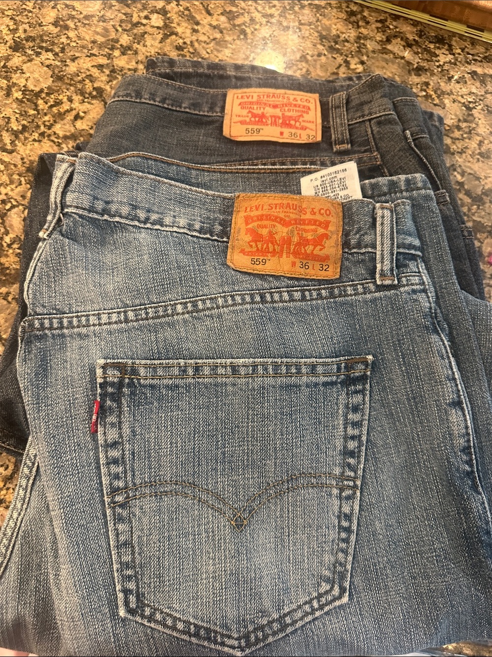 Levi's men's Straight Leg Jeans - Light Blue & Dark Blue